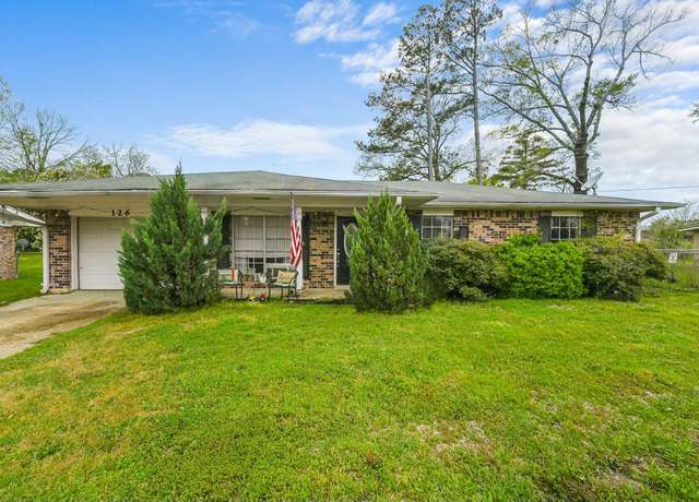 Property at 126 Whispering Pines Loop, Leesville, LA 71446, 3 beds, 2 baths