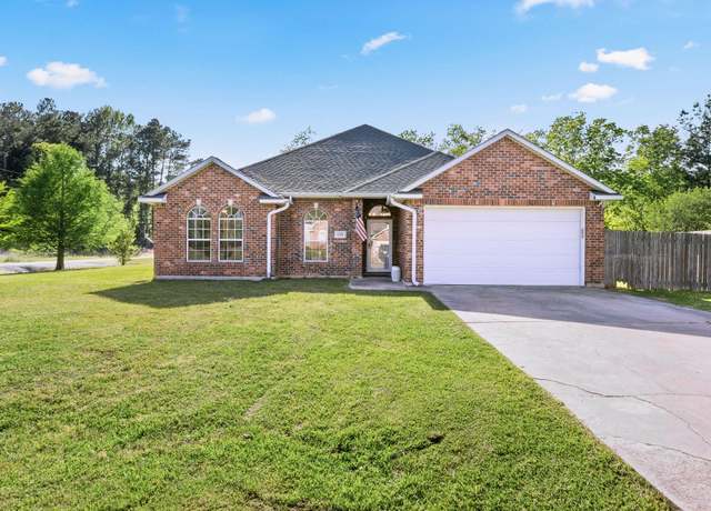 Property at 120 W Tyler Ln, Leesville, LA 71446, 4 beds, 2 baths
