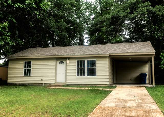 Property at 823 Lake Ct Dr, Deridder, LA 70634, 2 beds, 1 bath