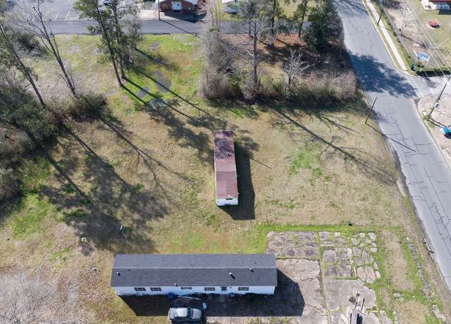 Property at Nona St, Leesville, LA 71446