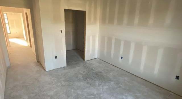 Photo of 611 Walnut St, Iowa, LA 70647