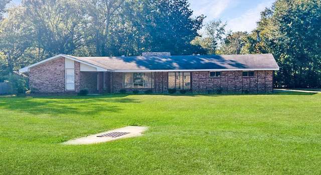 Photo of 1305 Bilbo St, Deridder, LA 70634