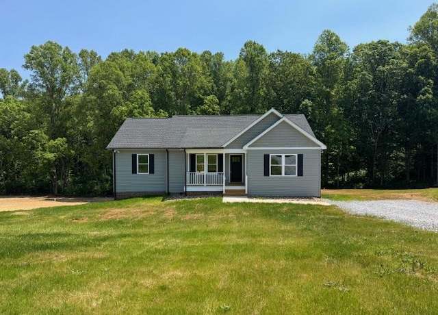 Property at 2274 Spring Grove Rd, Appomattox, VA 24593, 3 beds, 2 baths