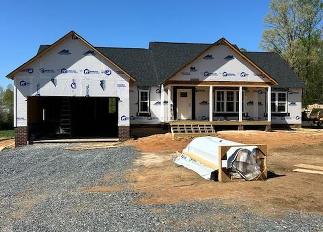 Property at 2935 Cumberland Rd, Cumberland, VA 23040, 3 beds, 2 baths