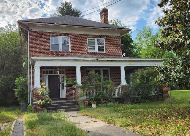Property at 115 S High St, Blackstone, VA 23824, 4 beds, 1.5 baths