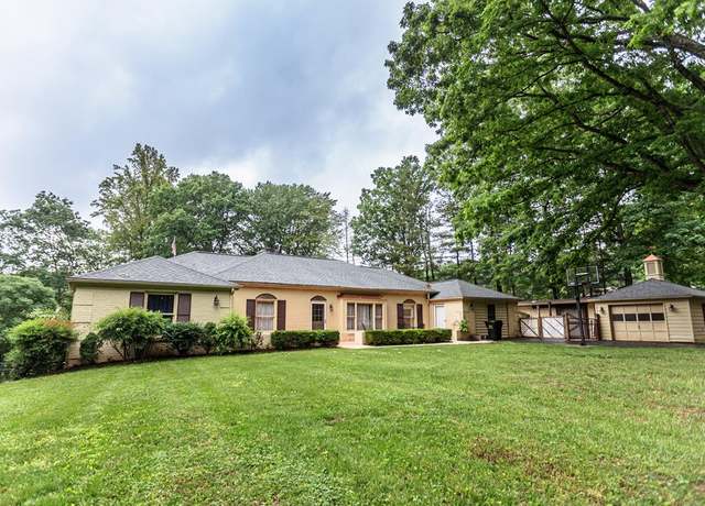 Property at 218 Walton Dr, Appomattox, VA 24522, 4 beds, 4 baths
