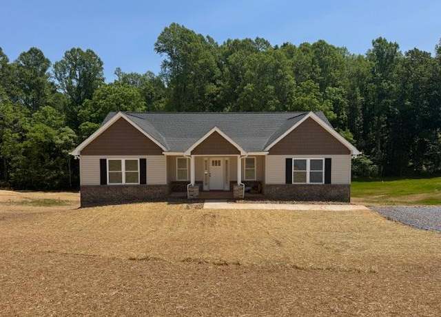 Property at 2304 Spring Grove Rd, Spout Spring, VA 24593, 3 beds, 2 baths