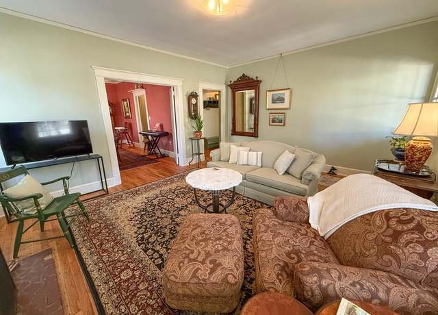 Property at 617 South Main St, Blackstone, VA 23824, 3 beds, 1 bath