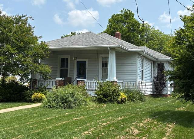 Property at 608 First Ave, Farmville, VA 23901, 3 beds, 2 baths