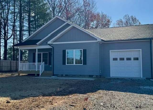 Property at 7817 Village Hwy, Concord, VA 24538, 3 beds, 2 baths