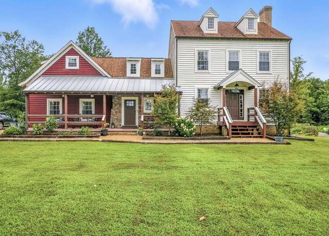 Property at 181 S Airport Rd, Farmville, VA 23901, 5 beds, 4.5 baths