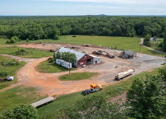 Property at 17587 James Madison Hwy, Dillwyn, VA 23936
