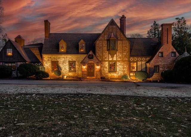 Property at 1670 Church St, Appomattox, VA 24522, 9 beds, 7.5 baths