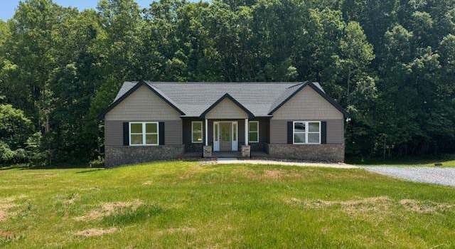 Photo of 2248 Spring Grove Rd, Appomattox, VA 24593