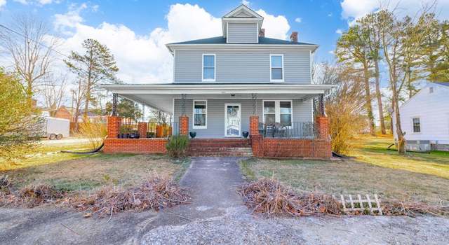 Photo of 1529 11th St, Victoria, VA 23974