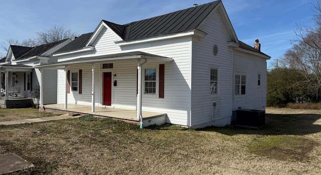 Photo of 212 Leigh St, South Boston, VA 24592