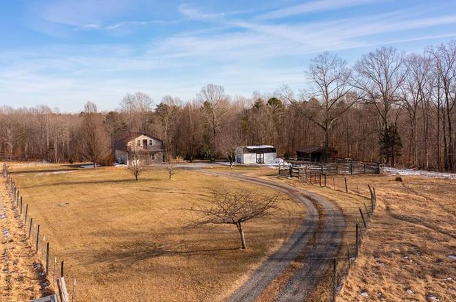 3814 S Constitution Route 20 Rte, Dillwyn, VA 23936 | MLS# 52285 | Redfin