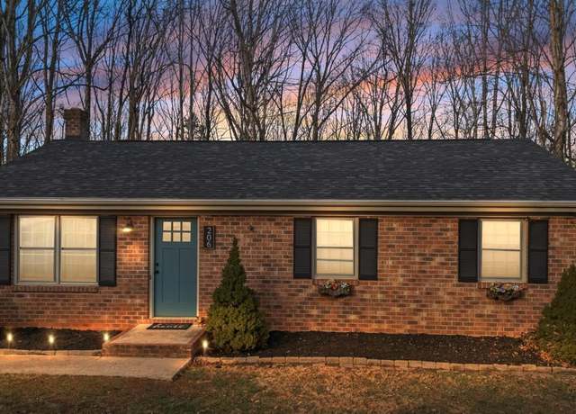 Property at 206 Simsbury Ln, Forest, VA 24551, 4 beds, 3 baths