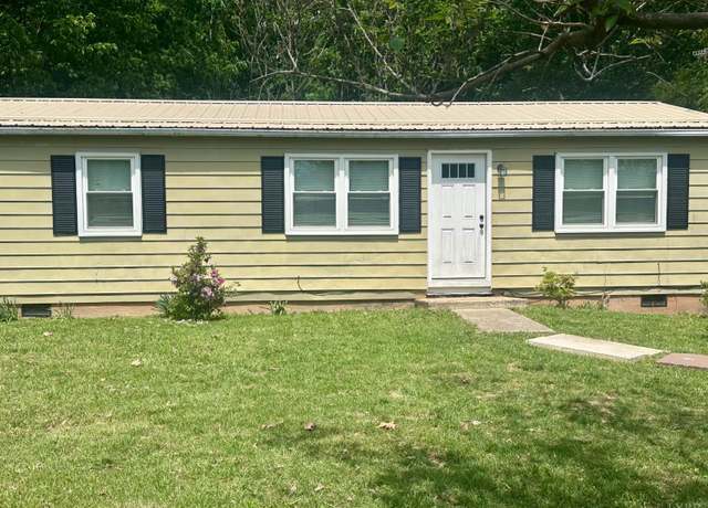 Property at 1350 Mud St, Concord, VA 24538, 3 beds, 1 bath