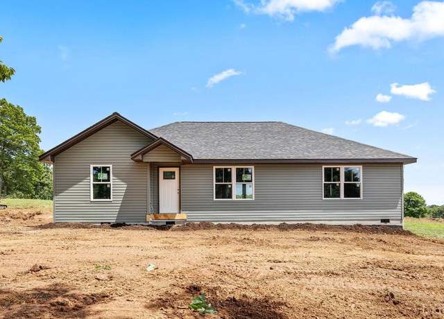 Property at 0 Quaker Church Rd, Bedford, VA 24523, 3 beds, 2 baths
