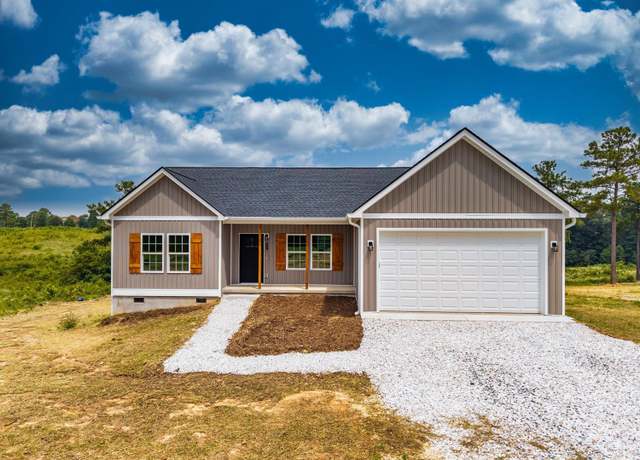Property at 123 Fox Hall Dr, Amherst, VA 24521, 3 beds, 2 baths