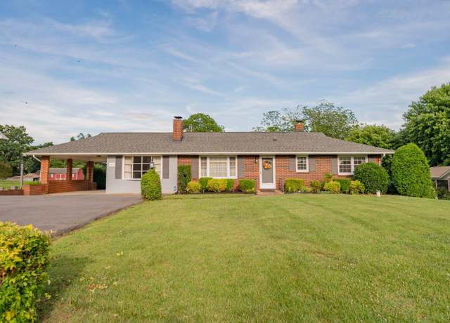 Property at 207 Perdue Dr, Hurt, VA 24563, 3 beds, 2 baths