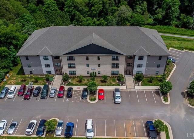 Property at 1300 Stoney Ridge Blvd #208, Forest, VA 24551, 2 beds, 2 baths