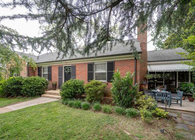 Property at 116 Briarwood St, Lynchburg, VA 24503, 5 beds, 3 baths