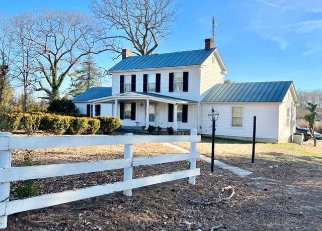Property at 192 Boxwood Farm Rd, Amherst, VA 24521, 4 beds, 2 baths
