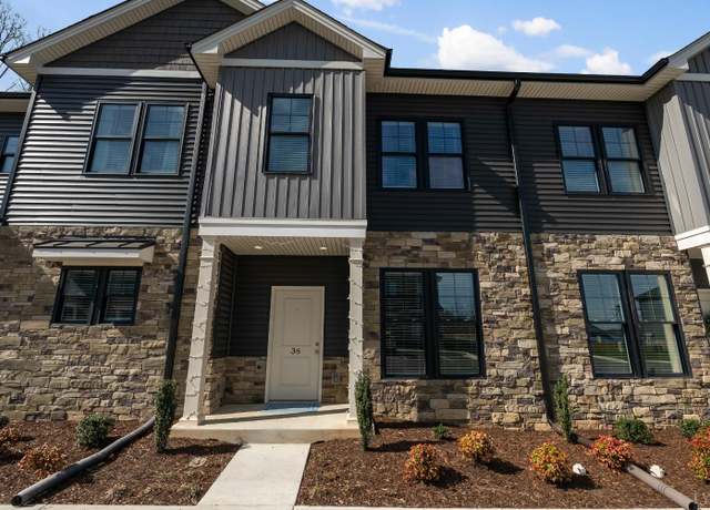 Property at 36 English Commons Dr, Lynchburg, VA 24501, 3 beds, 3.5 baths