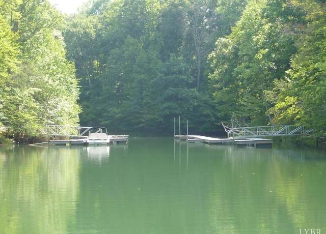 Property at 160 Thomas Ct, Lynch Station, VA 24571