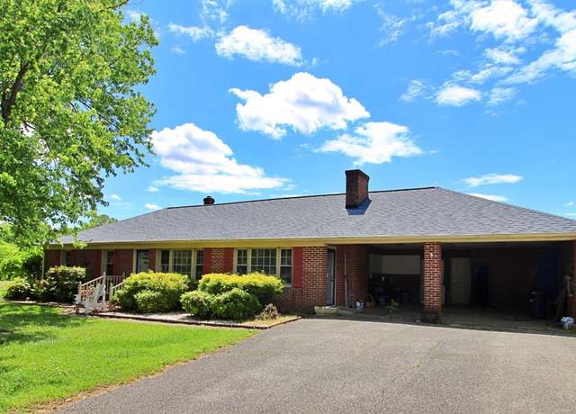 Property at 63 Morris Church Rd, Brookneal, VA 24528, 4 beds, 1 bath