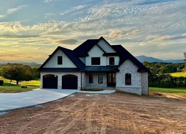 Property at 1510 Nichols Rd, Bedford, VA 24523, 4 beds, 3.5 baths