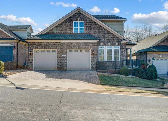 Property at 1060 Governors Ln, Forest, VA 24551, 4 beds, 3.5 baths