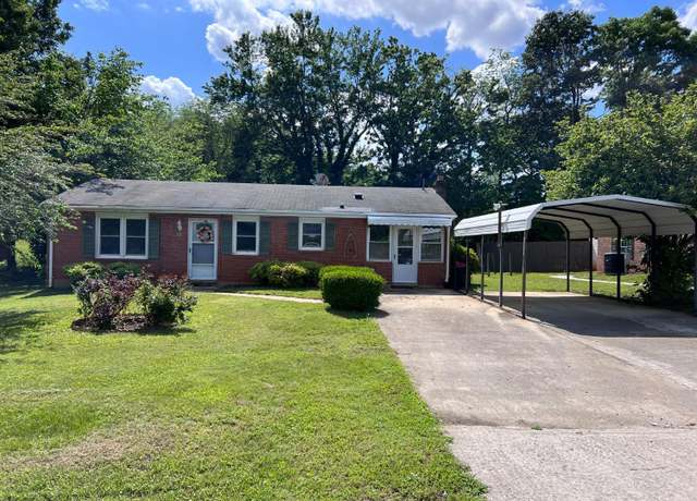 Property at 202 Dalton St, Gretna, VA 24557, 2 beds, 1 bath