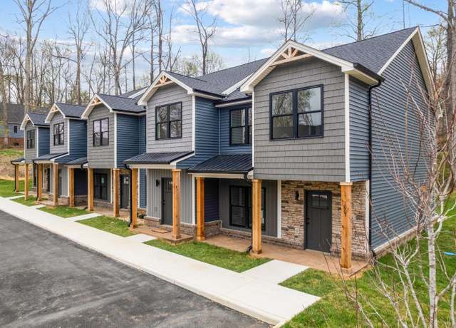 Property at 1005 Wythe Dr, Forest, VA 24551, 3 beds, 2.5 baths