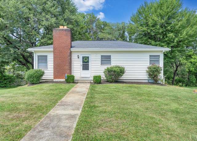 Property at 143 Maple Drive Dr, Madison Heights, VA 24572, 5 beds, 2 baths