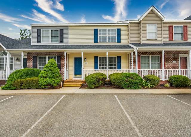 Property at 1004 Wexford Pl, Lynchburg, VA 24502, 3 beds, 3.5 baths
