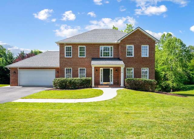Property at 545 Lady Slipper Ln, Lynchburg, VA 24502, 5 beds, 3.5 baths