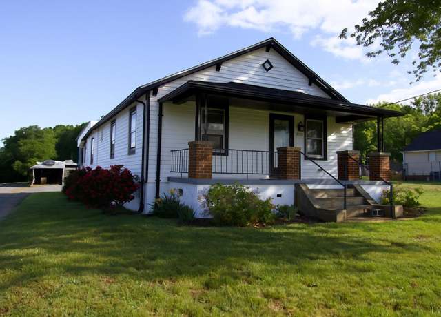 Property at 588 Old Wright Shop Rd, Madison Heights, VA 24572, 3 beds, 2 baths