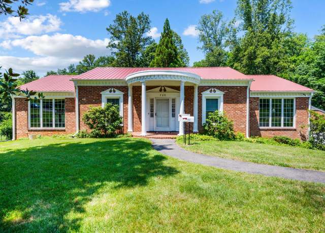 Property at 723 Custer Dr, Lynchburg, VA 24502, 3 beds, 3 baths