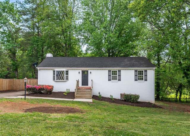 Property at 1210 Hawkins Mill Rd, Forest, VA 24551, 4 beds, 3 baths