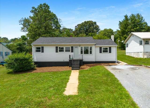 Property at 1104 8th St. St, Altavista, VA 24517, 3 beds, 1 bath