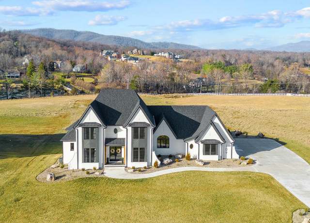 Property at 109 Stables Ln, Lynchburg, VA 24503, 5 beds, 6 baths