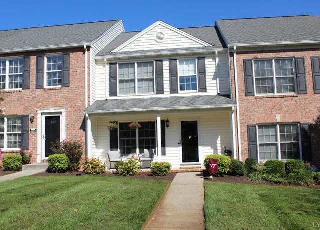 Property at 224 Duncraig Dr, Lynchburg, VA 24502, 2 beds, 2.5 baths