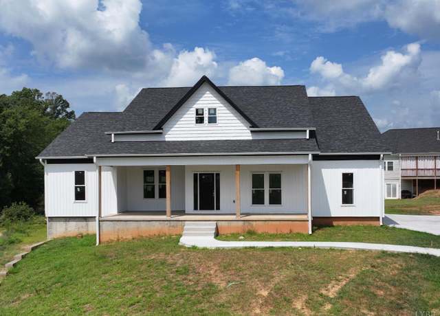 Property at 102 Birch, Danville, VA 24540, 4 beds, 3.5 baths