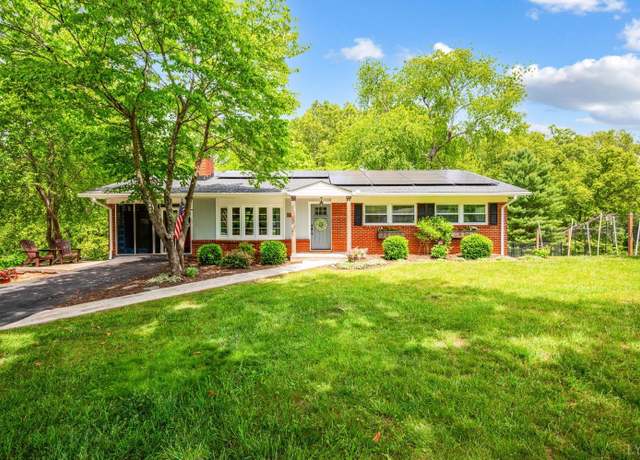 Property at 132 Walton Dr, Lynchburg, VA 24502, 4 beds, 2 baths