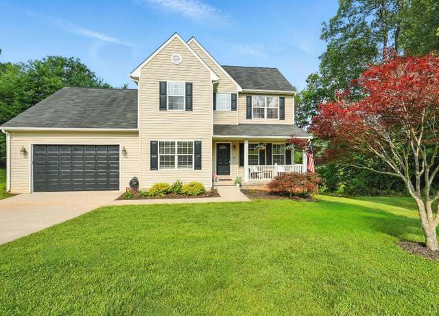 Property at 5712 Cottontown Rd, Forest, VA 24551, 4 beds, 2.5 baths