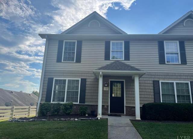 Property at 10 Lawton Cir, Lynchburg, VA 24502, 3 beds, 2.5 baths