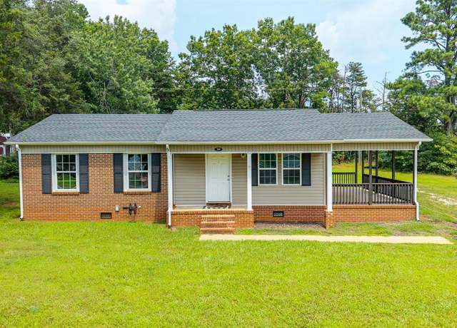 Property at 209 Stevens St, Appomattox, VA 24522, 3 beds, 1 bath
